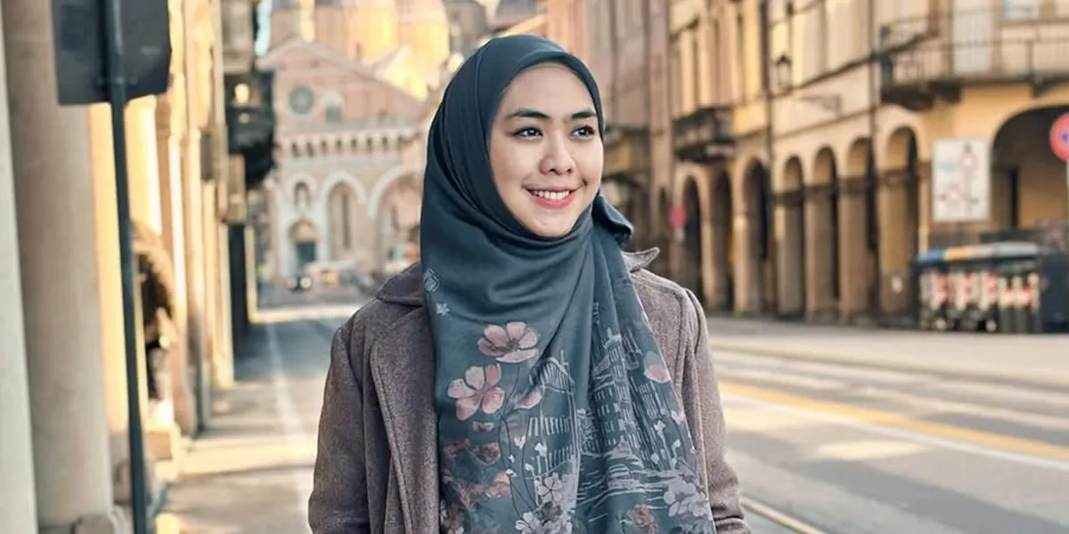 Oki Setiana Dewi Officially Becomes a Permanent Lecturer for Doctorate Program, Education is Her Main Passion