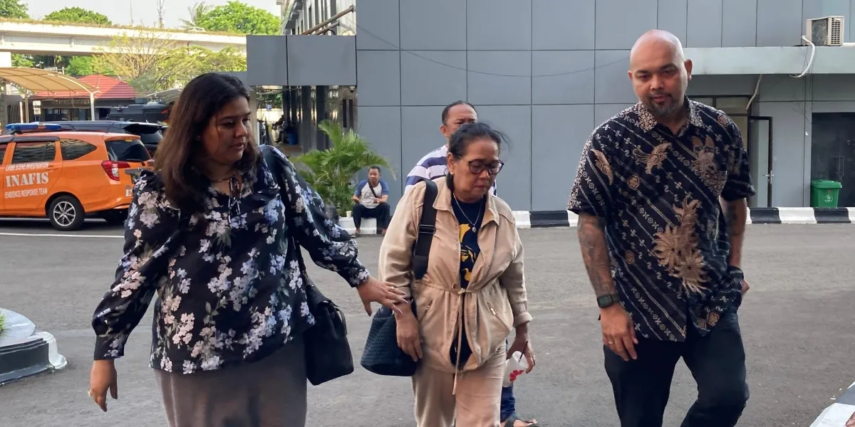 Onadio Leonardo Arrested in Connection with Drug Case, Family and Pastor Yerry Pattinasarany Visit