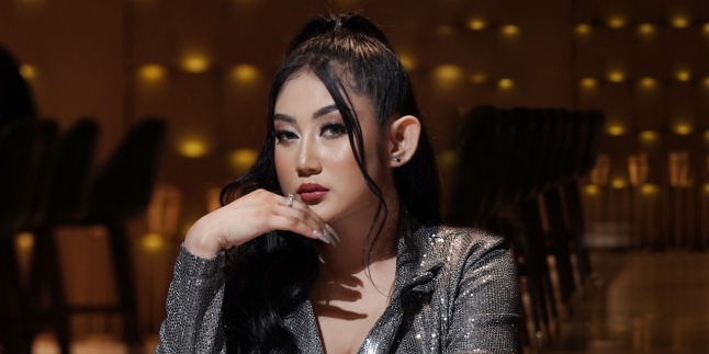 Pamela Safitri Affirms That Duo Serigala is Not Disbanded, Proven through the Release of Their Latest Single