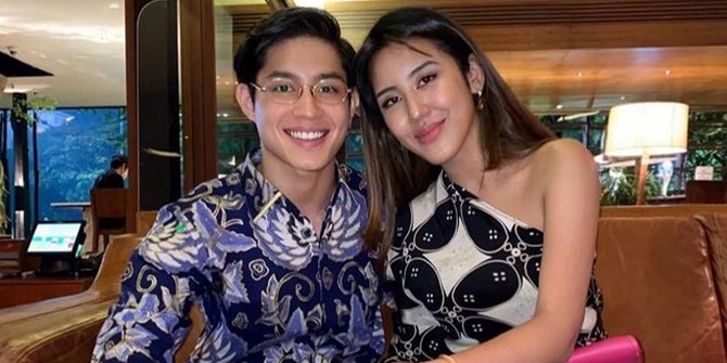 Showing Off New Boyfriend, Teuku Rassya Posts Intimate Selfie Photo, Sticking Close Like a Stamp