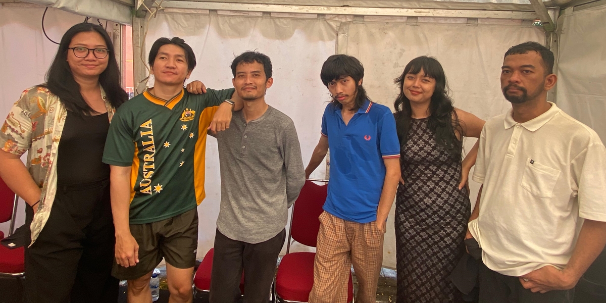 The Jansen's First Experience Performing at Soundfest 2024, Surprised by the Hot Weather in Bekasi