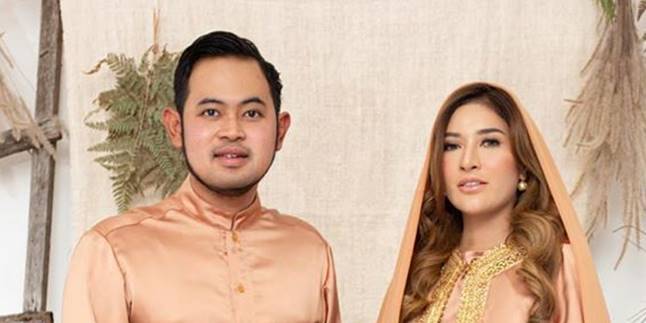 Business Journey of 'Crazy Rich Malang' Married Couple Who Went Viral Hanging Crackers on a Ferrari, Initially Started a Motorbike Washing Service for Five Thousand