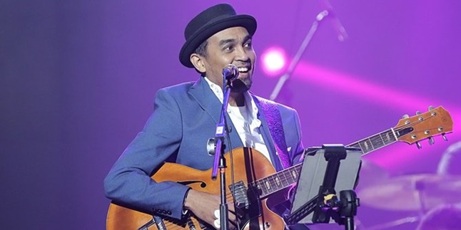 Glenn Fredly's Career Journey, Vocalist of Funk Section - Becoming a Legendary Singer Specializing in Romantic Songs