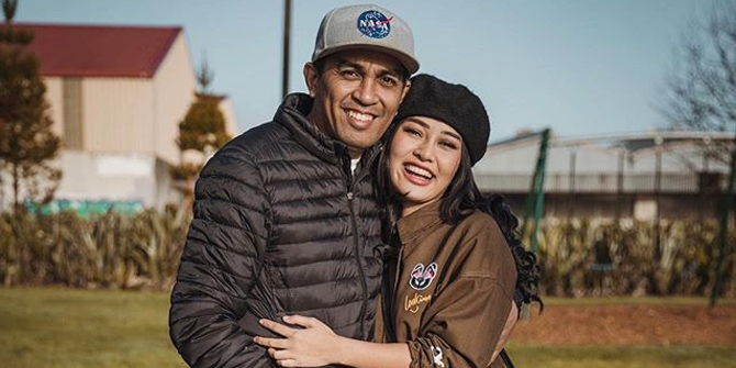 Latest Posts by Mutia Ayu, Late Glenn Fredly's Wife, Can Already Smile Happily