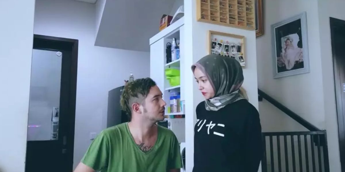 A Portrait of a Simple and Elegant Kitchen in the Home of Aryani Fitriana and Donny Michael
