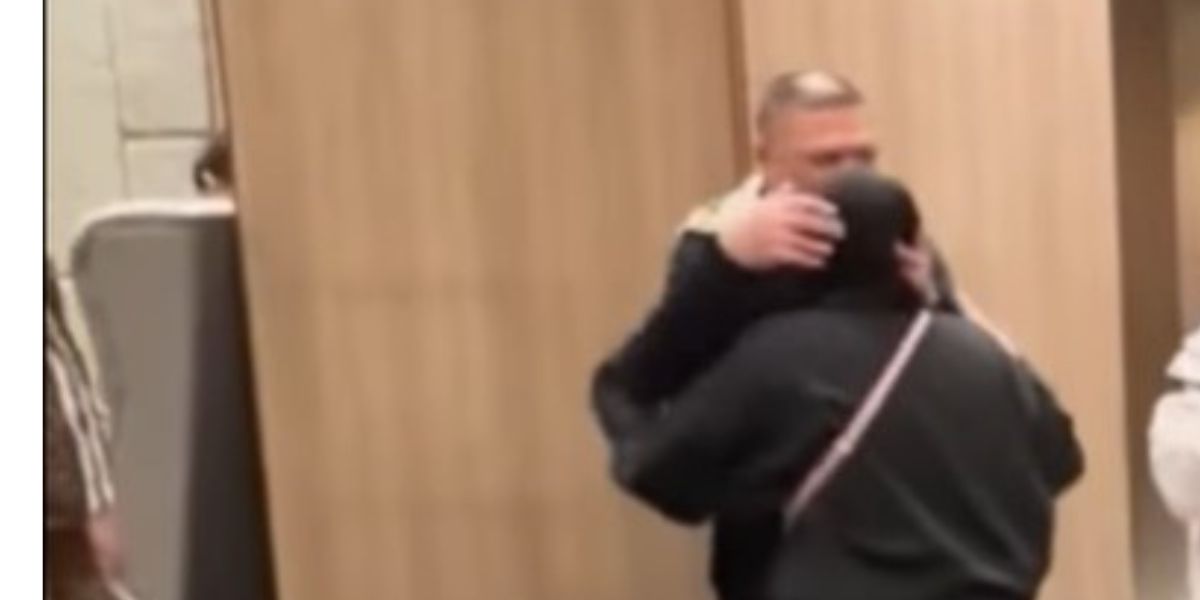 Portrait of Raul Lemos Hugging and Kissing Aurelie Hermansyah, Called a Loving and Sincere Stepfather