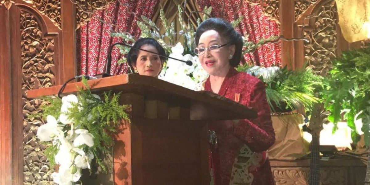 Profile and Interesting Facts about the Late Mooryati Soedibyo, Founder of Mustika Ratu, the Oldest Doctorate Holder in Indonesia