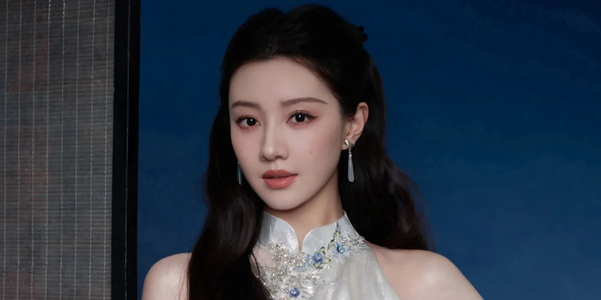 Profile of Wang Herun, Beautiful Chinese Actress from Shenyang Who Stars in Many Popular Dramas