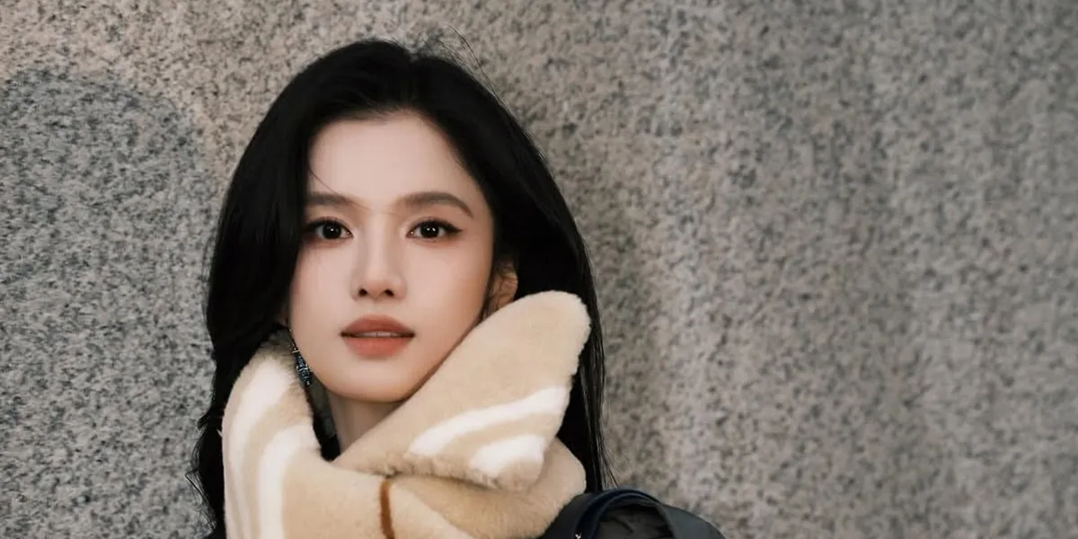 Profile of Zhang Jing Yi, a Talented and Popular Chinese Actress in Various Dramas