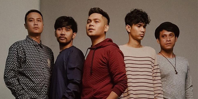 Having Their Own Label, Lyla Introduces the Song 'Terlalu Baik'