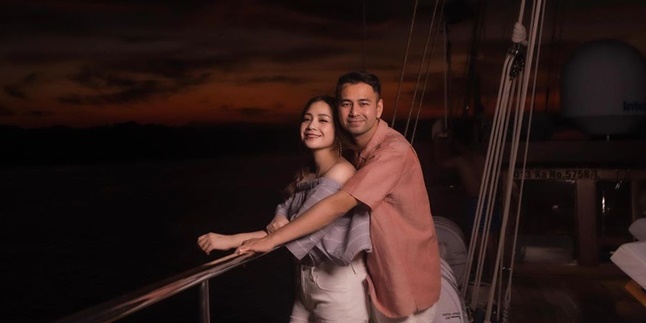 Raffi Ahmad and Nagita Slavina Charter a Plane to Celebrate Anniversary in Labuan Bajo