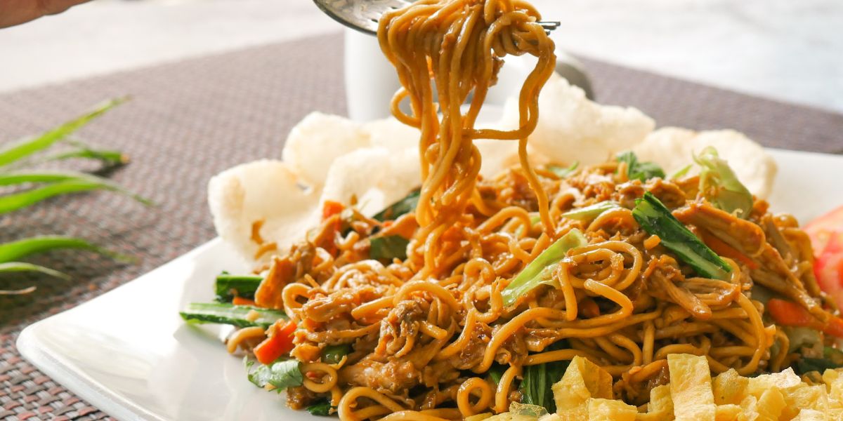 The Secret to Delicious and Practical Fried Noodles: Let's Learn How to Make It!