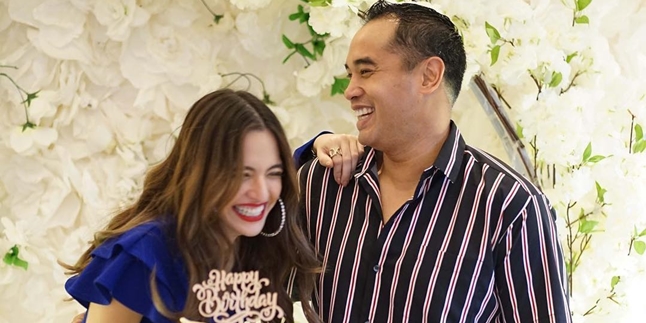 Celebrate 10 Years Wedding Anniversary with Ardi Bakrie, Nia Ramadhani Reveals the Meaning of Marriage for Her