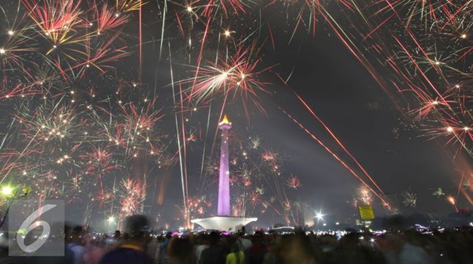 Celebrate New Year? These 10 Favorite Places in Indonesia Can Be Your Reference