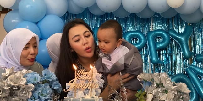 Celebrating Her Child's Birthday, Queen Rizky Nabila Chooses to Treat Orphans - Widows and Gives Donations to Mosques and Churches