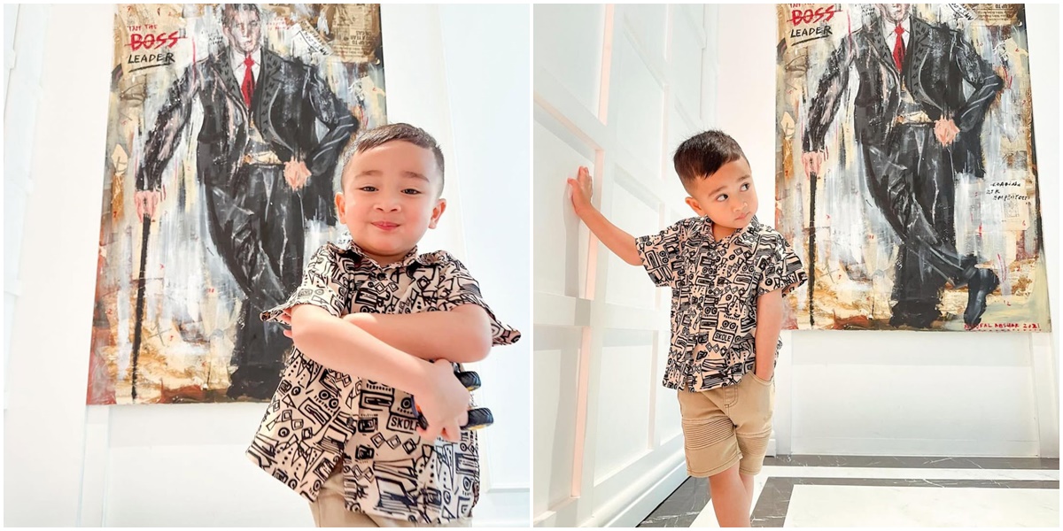 Rayyanza Poses like Raffi Ahmad, His Behavior Flooded with Netizen Comments