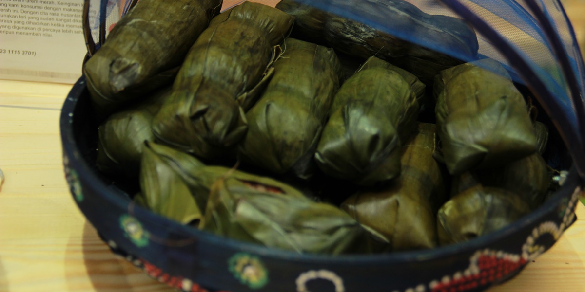 Recipe for Soft and Fluffy Banana Leaf Lontong, Know the Tips to Keep It Fresh Longer