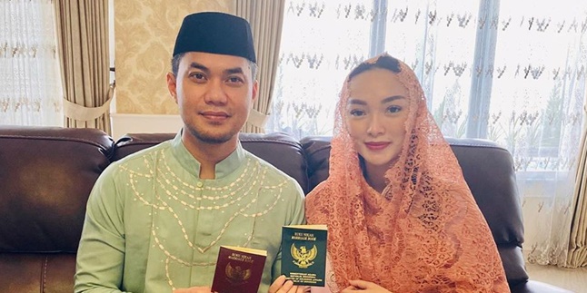 Officially Married, Zaskia Gotik and Sirajuddin Announce First Pregnancy