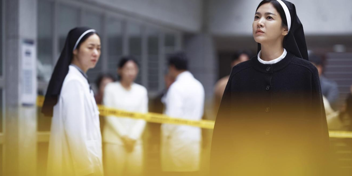 Film Review 'DARK NUNS' Starring Song Hye Kyo, Full of Plot Twists