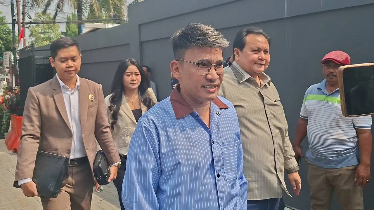 Ruben Onsu Absent from Police Summons, Requests Mediation Through Legal Counsel