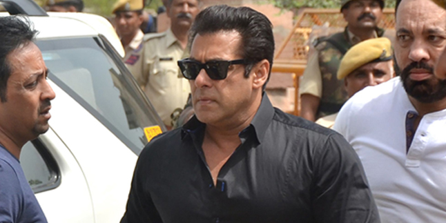 Salman Khan Gets Angry and Snatches Phone When Asked for a Selfie