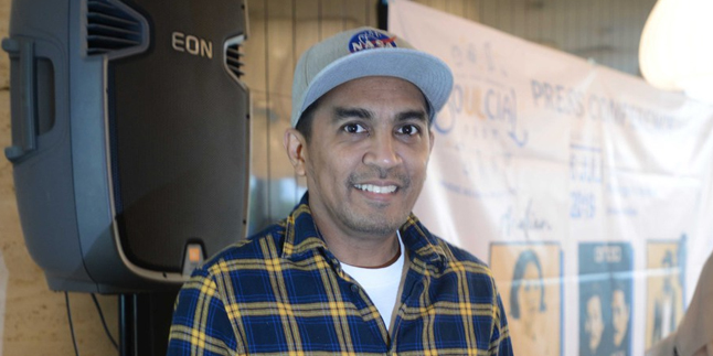 Seven Days After His Departure, Glenn Fredly's Grave is Still Visited by Fans