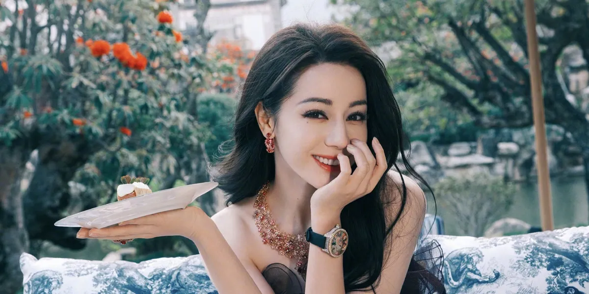 Popular Chinese Celebrities from Muslim Ethnic Groups, Who Are They?