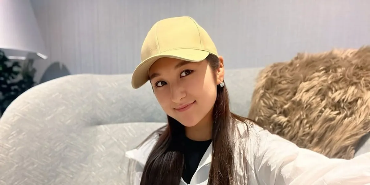 Beautiful Instagram Celebrity from Kyrgyzstan Has a Face Similar to Kim Bum