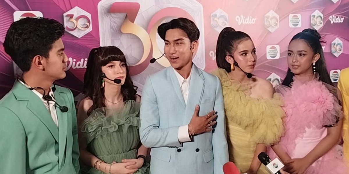 Nervous Before Performing, 'Magic 5' Soap Opera Actors Successfully Captivate the Audience at Indosiar's 3 Decade Anniversary