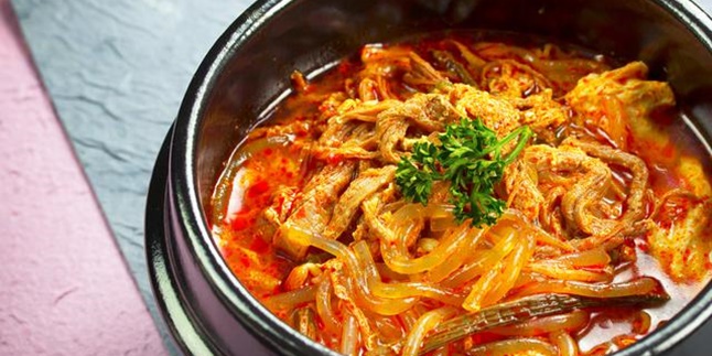 Often Appears in Dramas, Try the Savory Yukgaejang which is One of the Favorite Menu of South Korean People