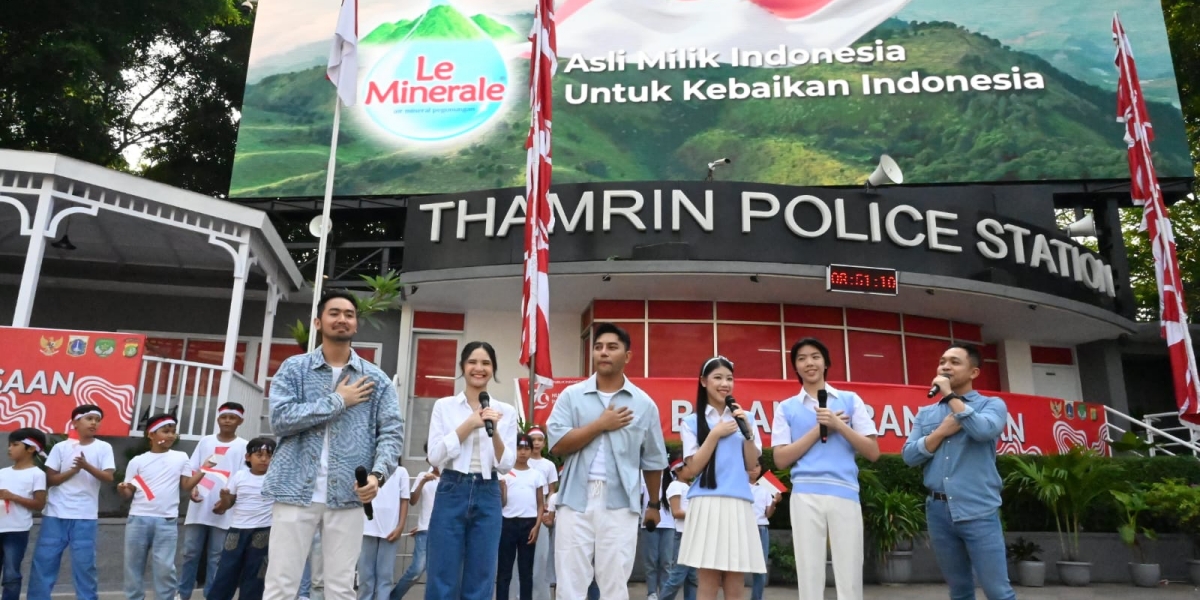 The Excitement of the 79th Independence Day Celebration in CFD Jakarta, Community Singing Along National Songs Collaborated with Le Minerale