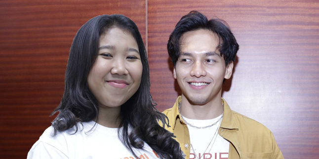 After Reza Rahadian, Comedian Kiky Saputri Shows a Video of Being Kissed by Jefri Nichol