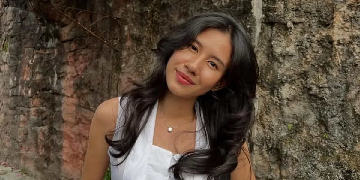 Shenina Cinnamon Starstruck Meets Anjasmara on Set