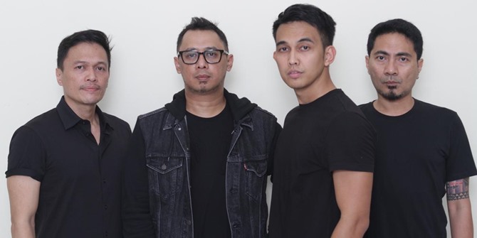 Latest Single ADA Band with Indra Sinaga, the New Vocalist who Feels Burdened