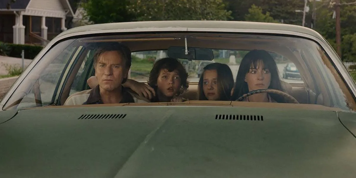 Sinopsis The End Of Oak Street: Keluarga Platt Terjebak Era 80-an dan Dinosaurus
