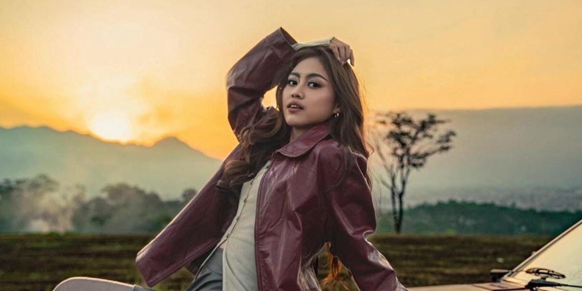 Sisca Saras Returns with New Single 'Terbawa Suasana', Reveals Challenging Process Behind the MV