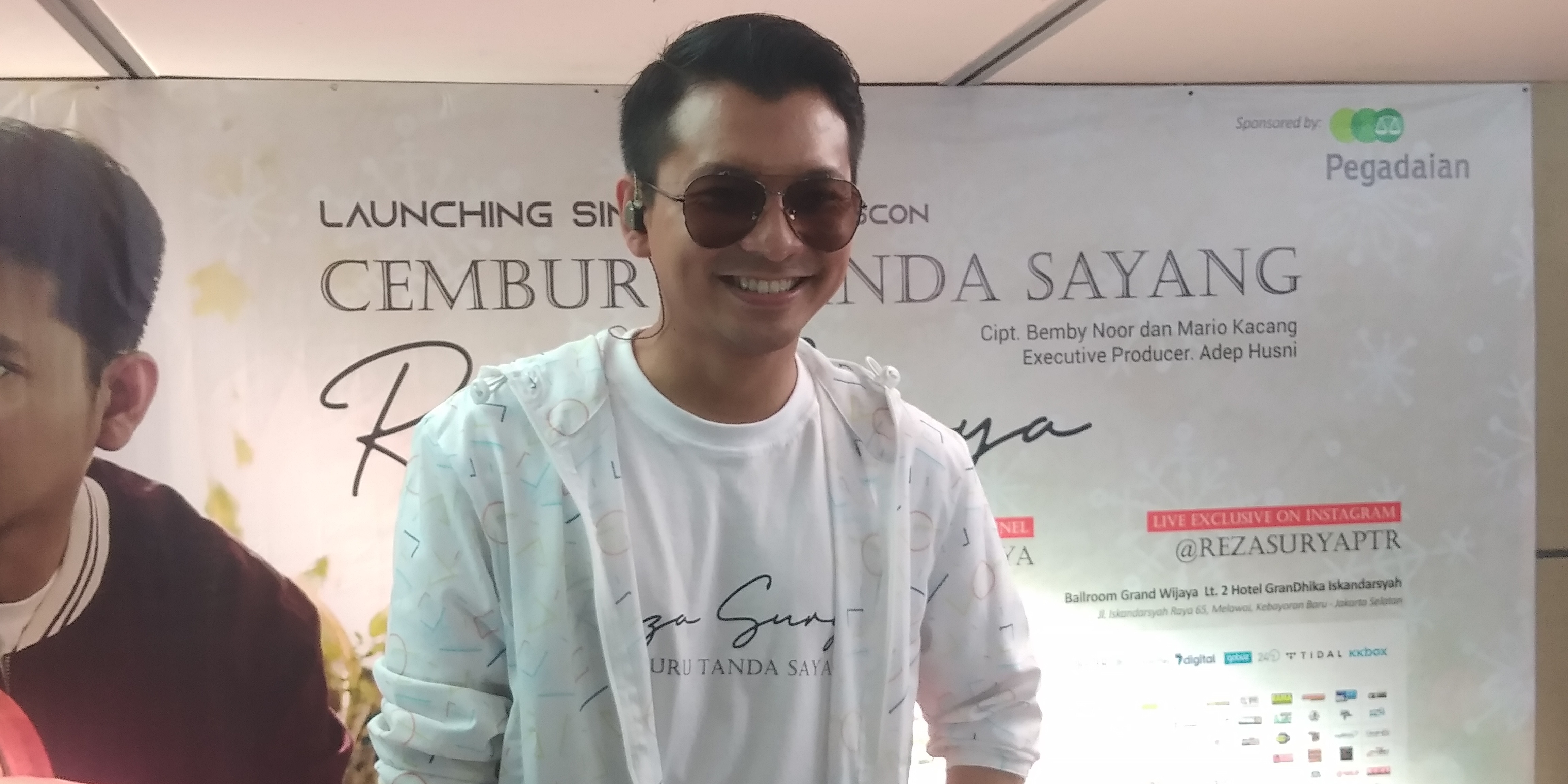 Already Broken Up, Reza Surya Expresses Jealousy as a Sign of Love for Ria Ricis