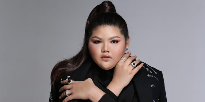 Not Satisfied Being a Singer, Aleta Molly Produces Mini Series 'Keluarga Sosialita'