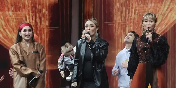 Conquer the 'Challenge Rindu', The Judges of 'Rising Star Dangdut' Prove Their Vocal Skills
