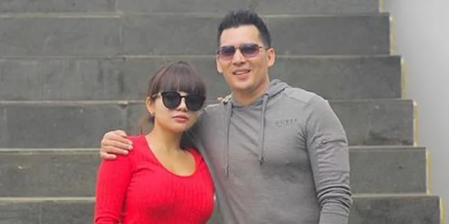 Afraid of Being Forced to Marry, Dinar Candy is Not Yet Brave Enough to Introduce Ridho Ilahi to Her Father