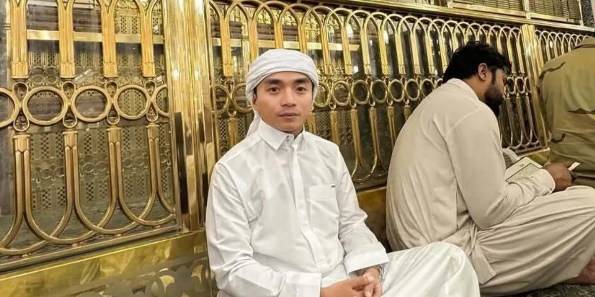 Taqy Malik Allegedly Profiting from the Al-Qur'an Endowment, Photographer Randy Permana Exposes the Prices