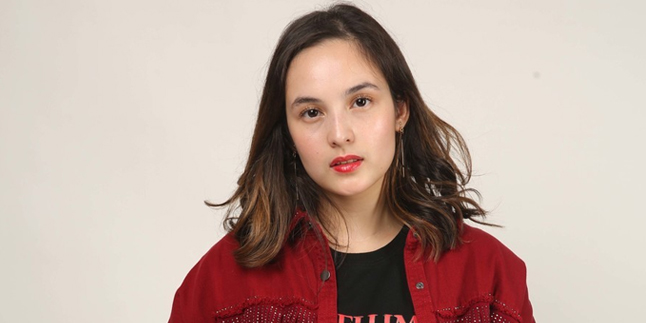 Interested in Playing a Psychopathic Character, Chelsea Islan Inspired by Joaquin Phoenix in the Movie 'JOKER'