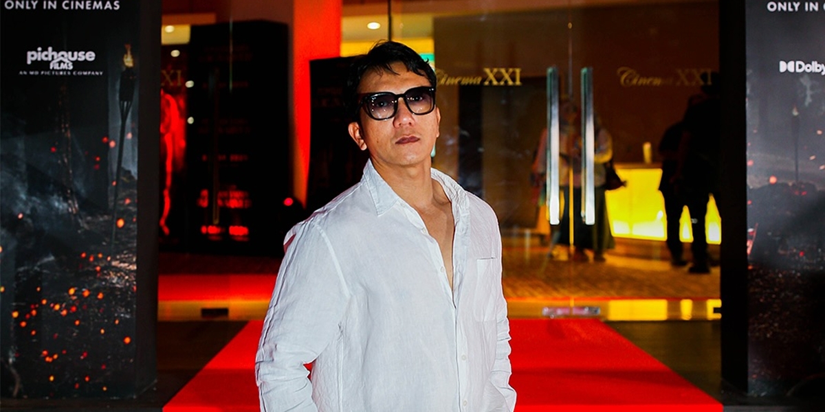 Teuku Rifnu Transforms Himself into a Ustaz Full of Riddles in the Film 'THE MURDER OF SANTET SHAMANS', Admits He Didn't Do Much Research
