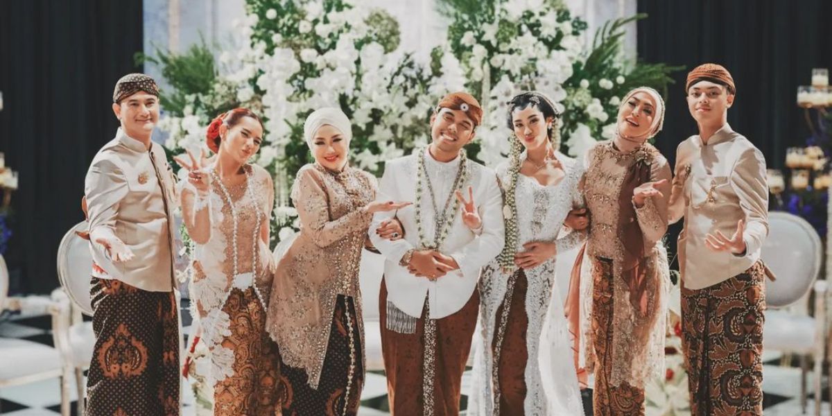 Thariq Halilintar and Aaliyah Massaid Are Officially Married, Here Are Angelina Sondakh's Hopes and Prayers for Their Household