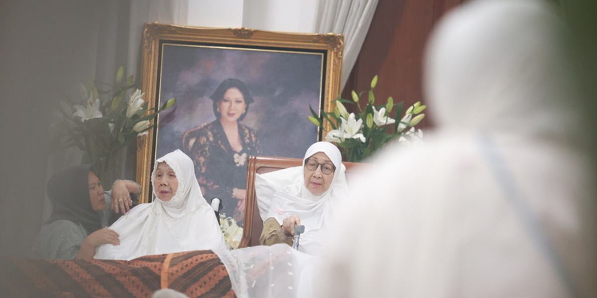 Titiek Puspa Buried in Tanah Kusir After Friday Prayers, April 11, 2025