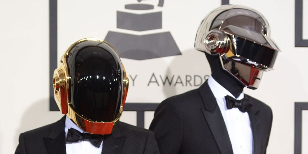Ungkap Jati Diri, Daft Punk Bakal Buka Topengnya Misteriusnya?