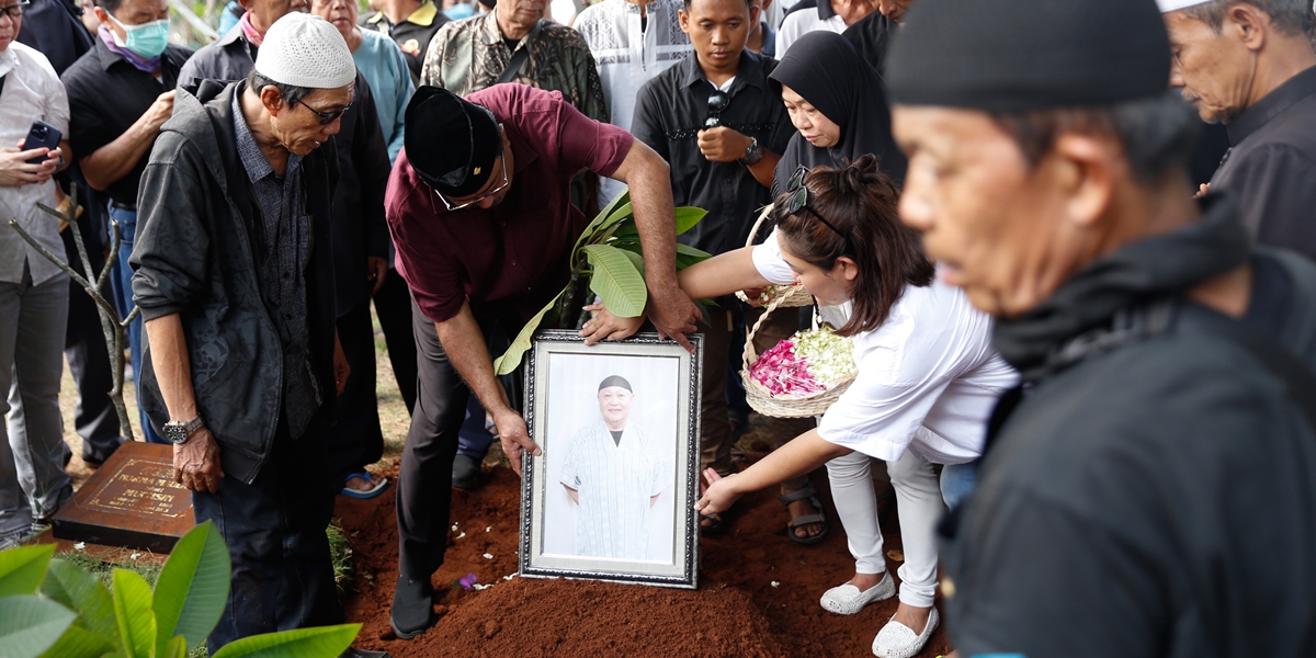 Last Will of Koh Ahong, Wants to be Buried Near the Filming Location of Si Doel