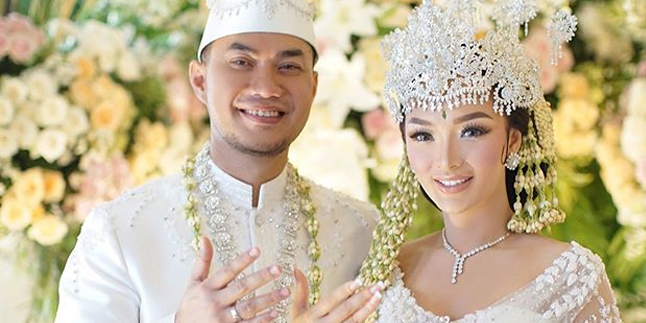 Zaskia Gotik's 30th Birthday, Husband: Barakallah My Halal Lover