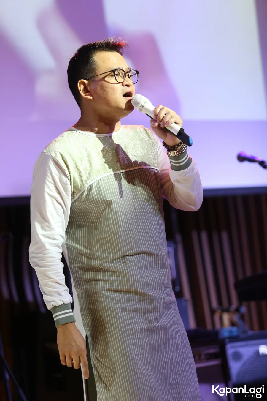 Hedi Yunus selalu teringat pengalaman pertamanya saat umrah © KapanLagi.com®/Budy Santoso