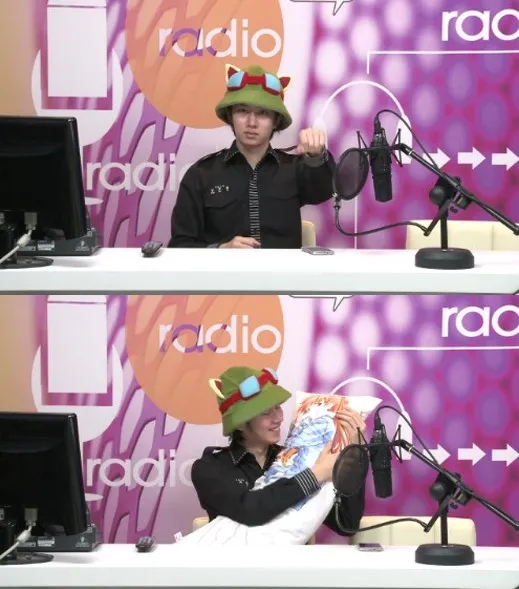 Heechul dan boneka karakter Evangelion, apakah seperti itu gadis ideal Heechul? ©soompi.com